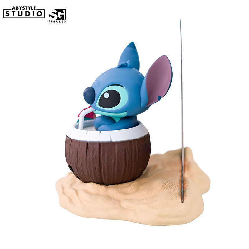 Disney Stitch Coconut Figur – Seitenansicht ohne Hintergrund