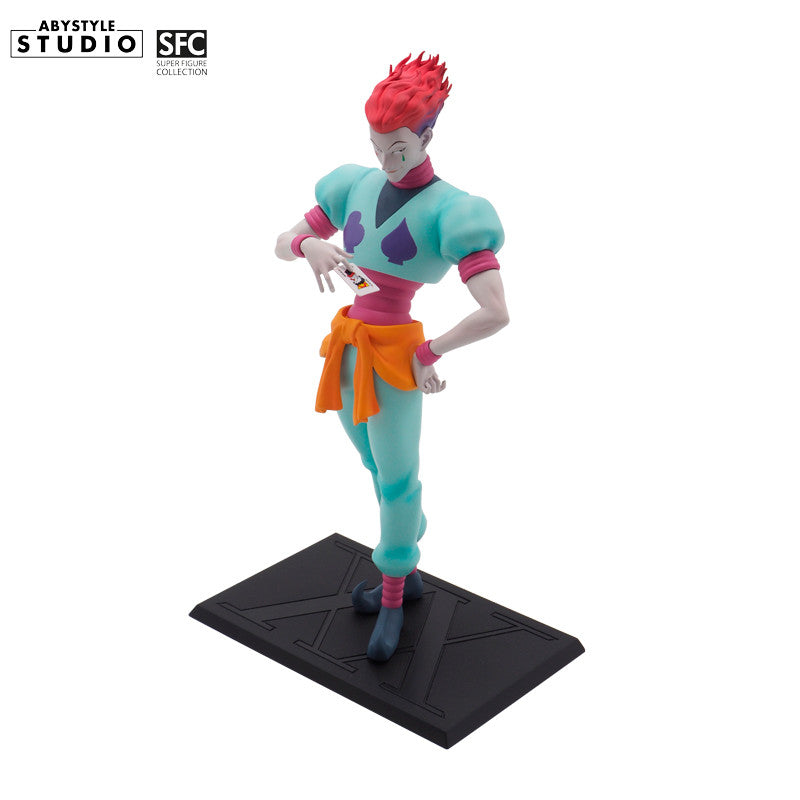 Hisoka Morow Figur – Nahaufnahme Gesicht mit grüner Träne und rotem Haar