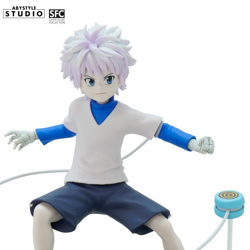 Killua Zoldyck Figur – Seitenansicht rechts mit Yo-Yo und Kampf-Base